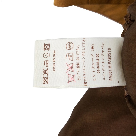 Louis Vuitton Script Shorts - Picture 5 of 5